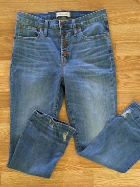 Madewell Distressed Women's Cali Demi-Boot Cut Jeans in Medium Blue Wash Size 28